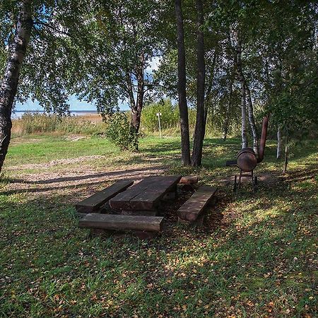 Kiviranna Puhkemajad Villa Suure-Rakke Buitenkant foto