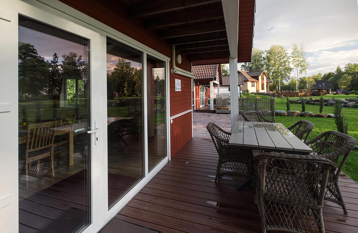 Kiviranna Puhkemajad Villa Suure-Rakke Buitenkant foto