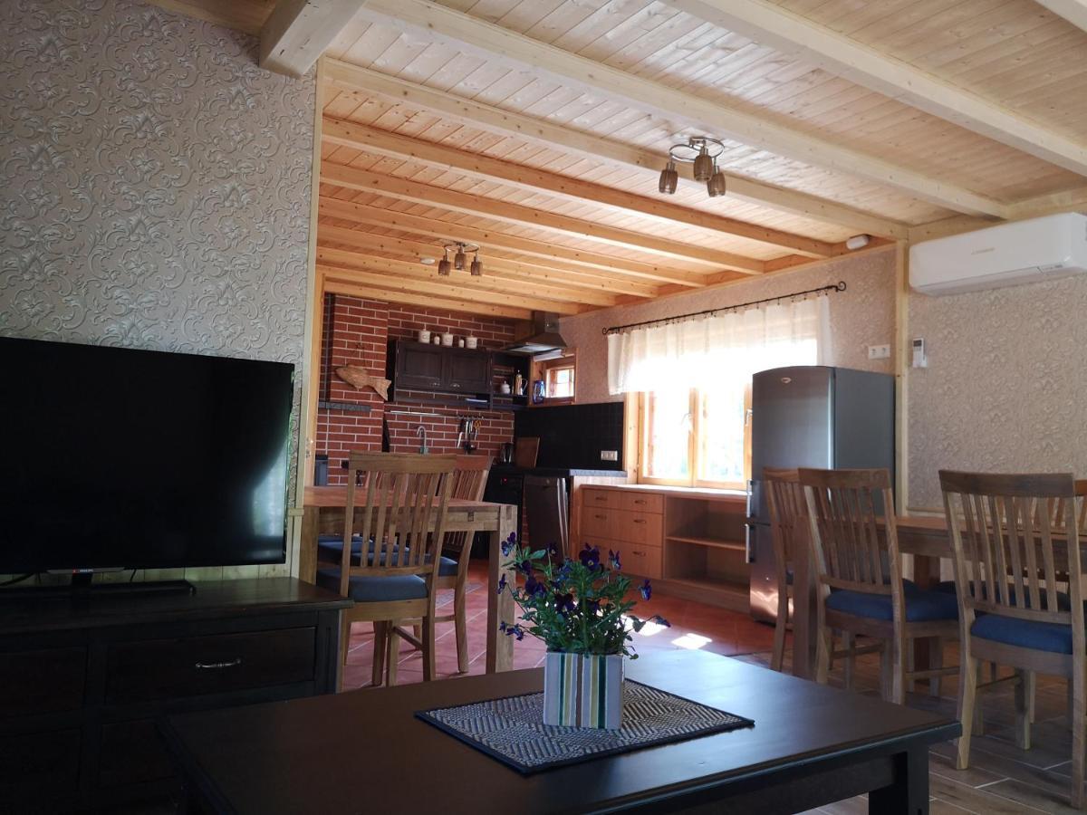 Kiviranna Puhkemajad Villa Suure-Rakke Buitenkant foto